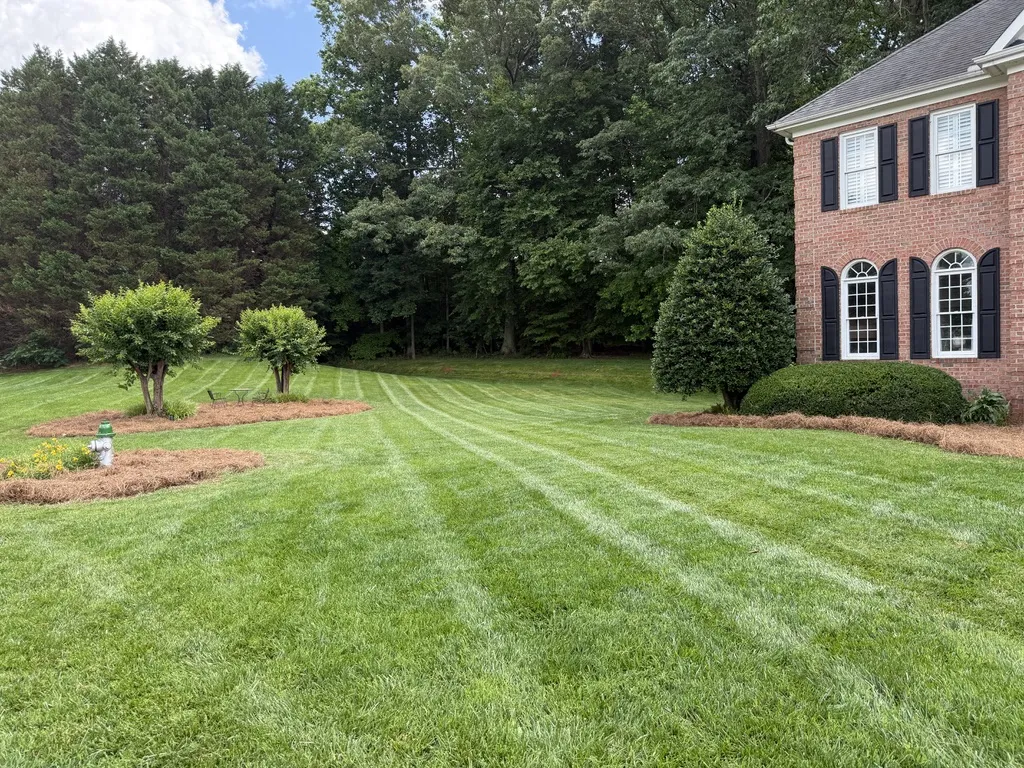 Lawn mowing service for Winston-Salem NC homes